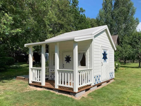 Playhouse Country Side | 2.4 x 2.4m